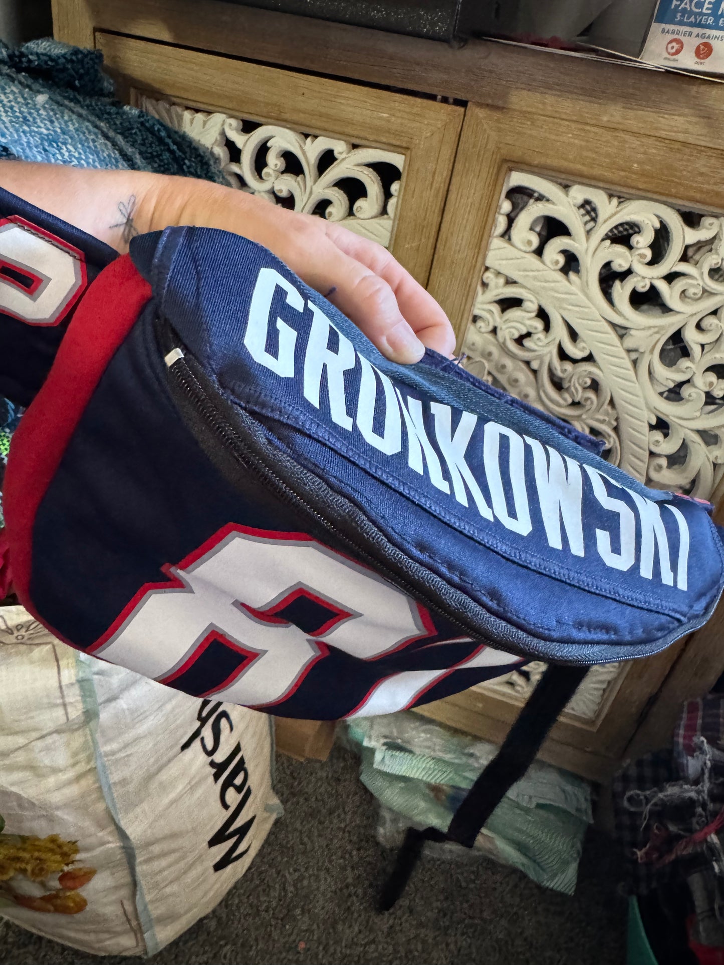 Upcycled NFL Jersey Belt Bag | Handmade Fanny Pack Crossbody | Sustainable Football Fan Gift | Stadium Game Day Bag