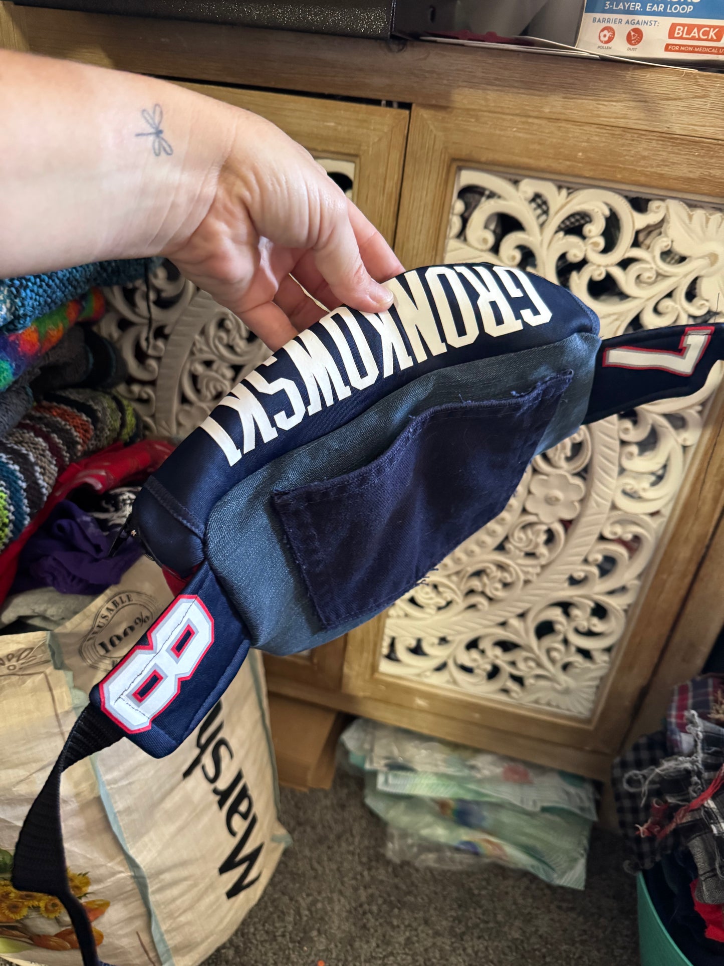 Upcycled NFL Jersey Belt Bag | Handmade Fanny Pack Crossbody | Sustainable Football Fan Gift | Stadium Game Day Bag